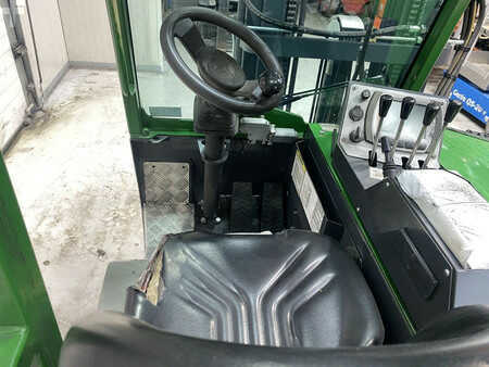 Carregador lateral 2019  Combilift CBE2500 (8)