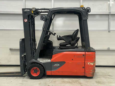 3-wiel elektrische heftrucks 2014  Linde E20L-02 (2)