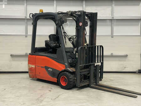 3-wiel elektrische heftrucks 2014  Linde E20L-02 (6)