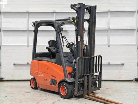4-wiel elektrische heftrucks 2012  Linde E20PH-01 (5)