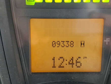 4-wiel elektrische heftrucks 2012  Linde E20PH-01 (8)