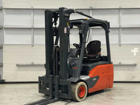 3-wiel elektrische heftrucks 2018  Linde E20L-02 (1)