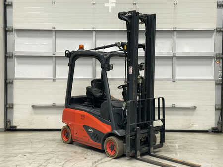 4-wiel elektrische heftrucks 2017  Linde E16P-02 (6)
