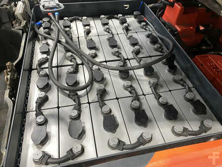 4-wiel elektrische heftrucks 2017  Linde E16P-02 (9)