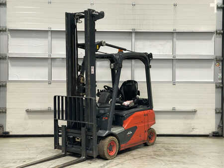 4-wiel elektrische heftrucks 2017  Linde E16P-02 (1)
