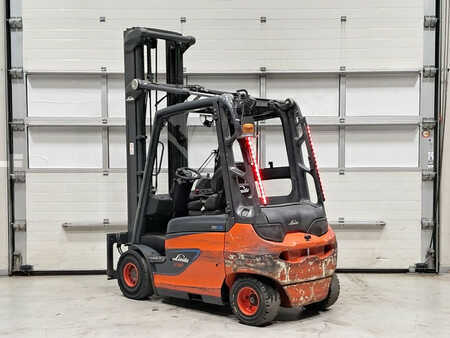 Sähkö - 4 pyör 2020  Linde E30-01 (3)