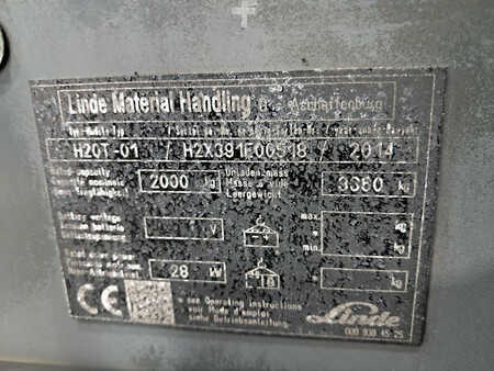 Empilhador a gás 2014  Linde H20T-01 (11)