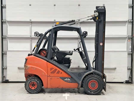 Carrelli elevatori GPL 2014  Linde H30T-02 (5)