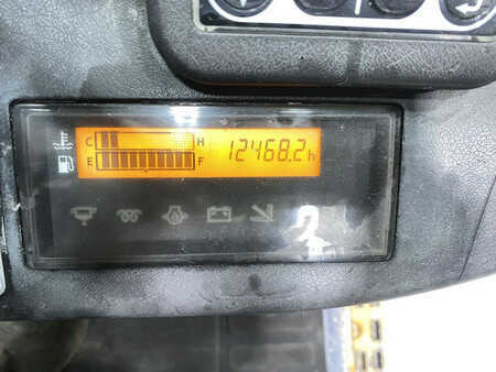 Dieselový VZV 2013  Toyota 02-8FDF30 (10)