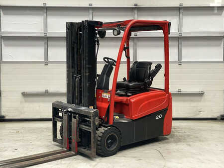 Elektryczne 3-kołowe 2013  Hyster J2.0XNT (1)