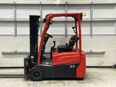 Elektryczne 3-kołowe 2013  Hyster J2.0XNT (2)