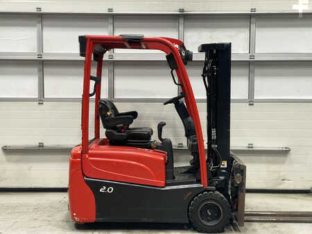 Elektryczne 3-kołowe 2013  Hyster J2.0XNT (5)