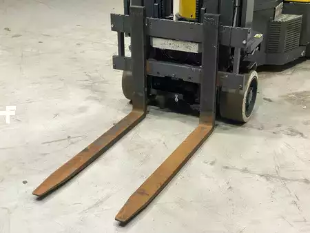 Eléctrica de 4 ruedas 2020  Aisle Master 20WHE (19)