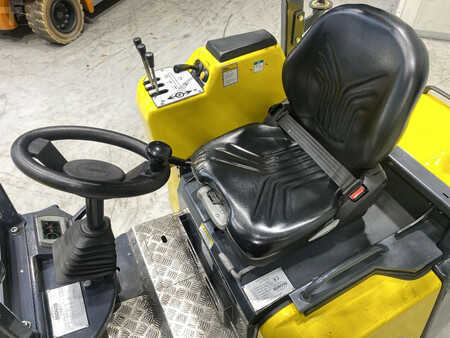 Eléctrica de 4 ruedas 2017  Aisle Master 20SHE (8)