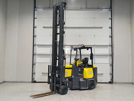 Eléctrica de 4 ruedas 2017  Aisle Master AM20SHE (1)