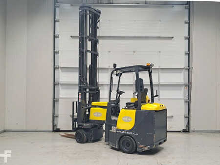 Eléctrica de 4 ruedas 2017  Aisle Master AM20SHE (3)