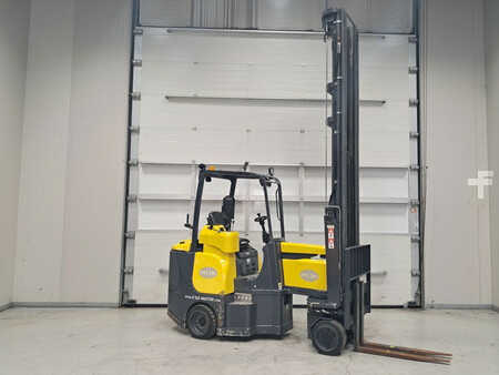 Eléctrica de 4 ruedas 2017  Aisle Master AM20SHE (6)