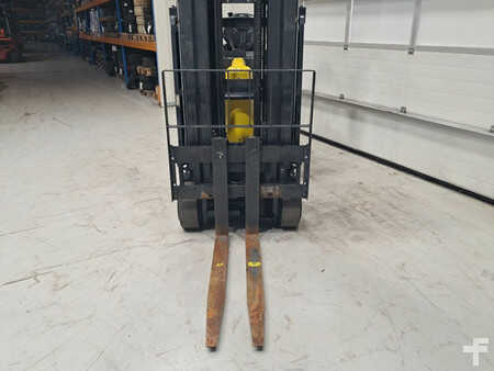 Eléctrica de 4 ruedas 2017  Aisle Master AM20SHE (7)