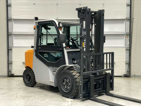 Diesel gaffeltruck 2021  Still RC42-40 (6)