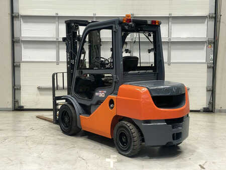 Dieselový VZV 2018  Toyota 02-8FDF30 (3)