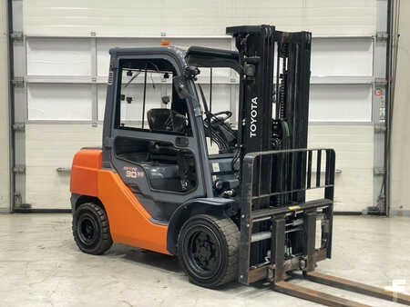 Dieselový VZV 2018  Toyota 02-8FDF30 (6)