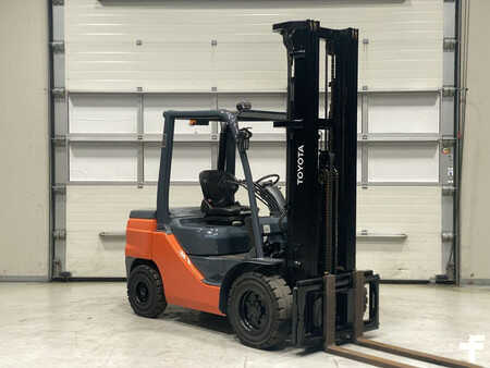 Dieselový VZV 2022  Toyota 52-8FDF30 (6)