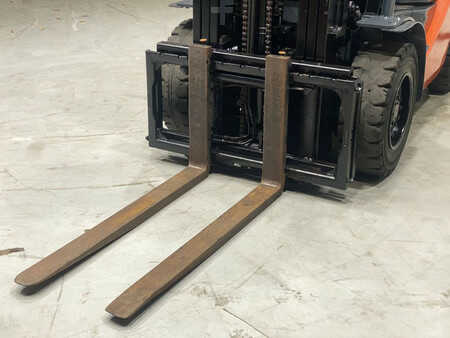 Dieselový VZV 2022  Toyota 52-8FDF30 (7)