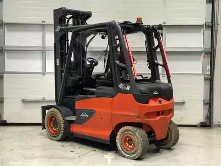 Carrelli elettrici 4 ruote 2021  Linde E35H-01/600 (3)