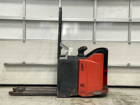 Nízkozdvižný vozík 2021  Linde T20SP (2)