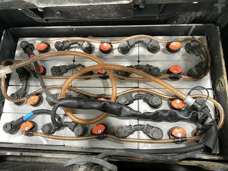 Nízkozdvižný vozík 2021  Linde T20SP (7)