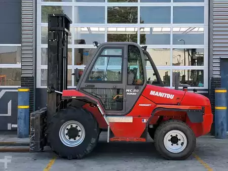 Wózek terenowy  Manitou MC50 Turbo (12)