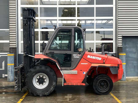 Terénní vysokozdvižný vozík 2010  Manitou MC50 Turbo (2)