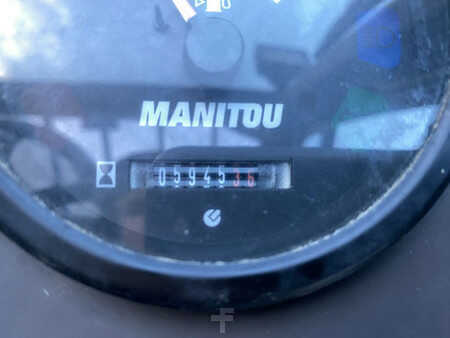 Terénní vysokozdvižný vozík 2010  Manitou MC50 Turbo (9)