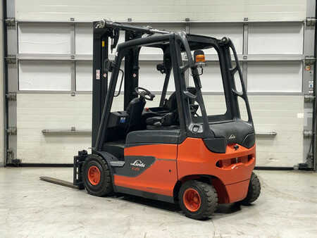 Sähkö - 4 pyör 2017  Linde E25-01 (3)