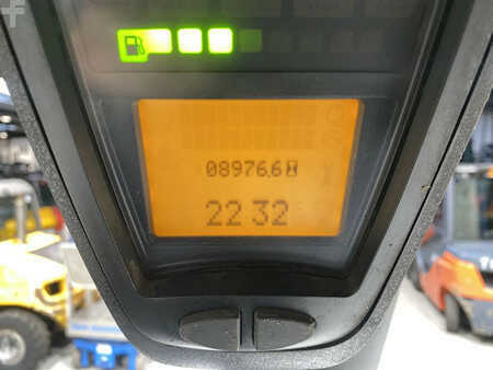 Chariots élévateurs diesel 2015  Linde H50D-02 (10)