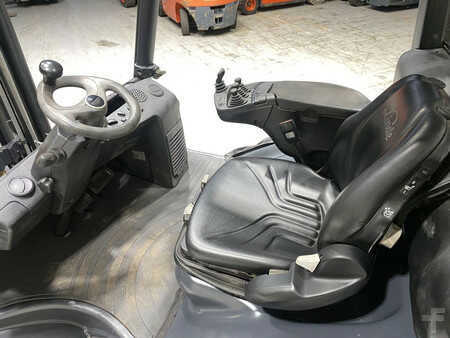 Chariots élévateurs diesel 2015  Linde H50D-02 (8)