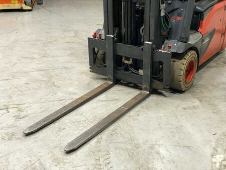 Elektromos 3 kerekű 2018  Linde E18-02 (7)