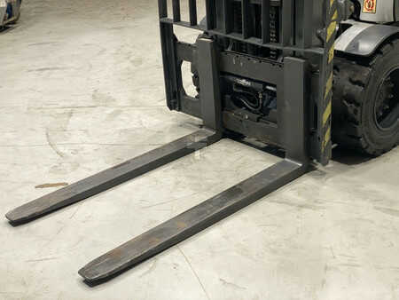 Elektromos 4 kerekű 2019  Still RX60-50 (7)