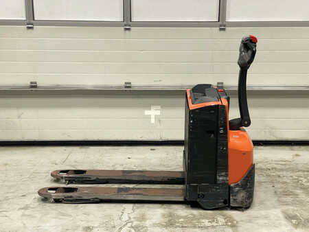 Transpallet elettrici 2020  Toyota LWE160 (2)