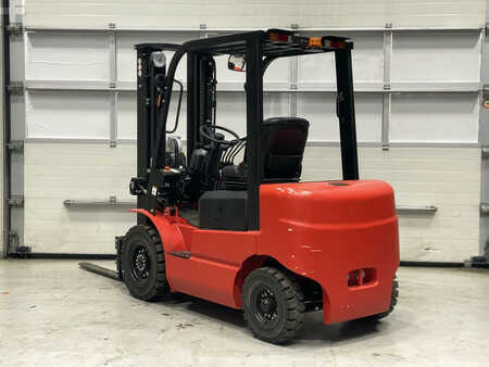 Sähkö - 4 pyör 2021  EP Equipment EFL252 (3)