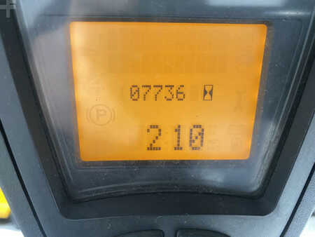 Eléctrica de 4 ruedas 2013  Linde E25L-01 (10)