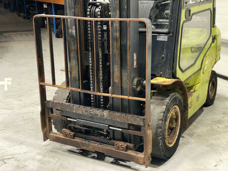 Dieselstapler 2016  Clark GTS25D (7)