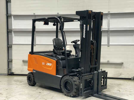 Elektro 4 Rad 2023  Doosan B35X-7 Plus (6)