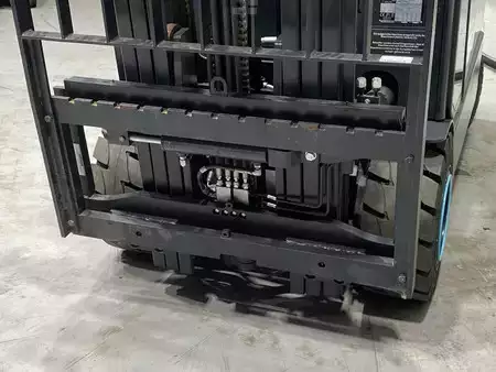 Elektro 4 Rad 2022  Doosan B30X-7 Plus (17)