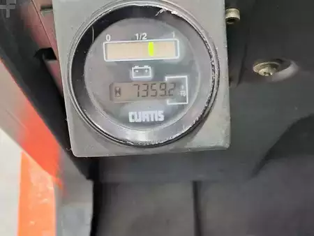 Eléctrica de 4 ruedas 1998  Linde E48P-02 (11)