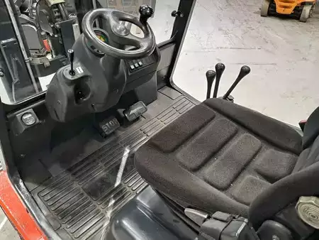 Eléctrica de 4 ruedas 1998  Linde E48P-02 (8)