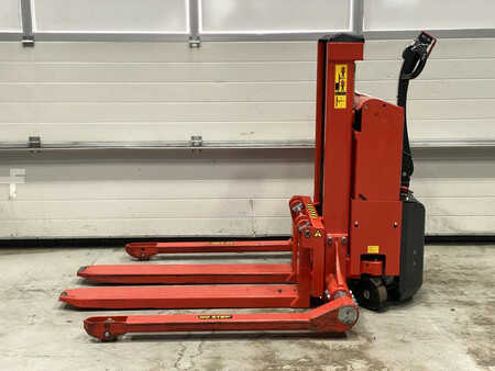 Magasemelésű béka 2011  Logitrans SELFS 1002/890 (2)