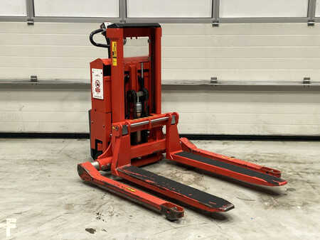 Magasemelésű béka 2011  Logitrans SELFS 1002/890 (6)