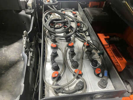 Eléctrica de 3 ruedas 2021  Linde E12-02 (8)