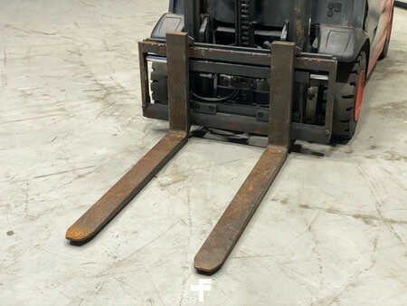 Gas truck 2019  Linde H18T-01 (7)